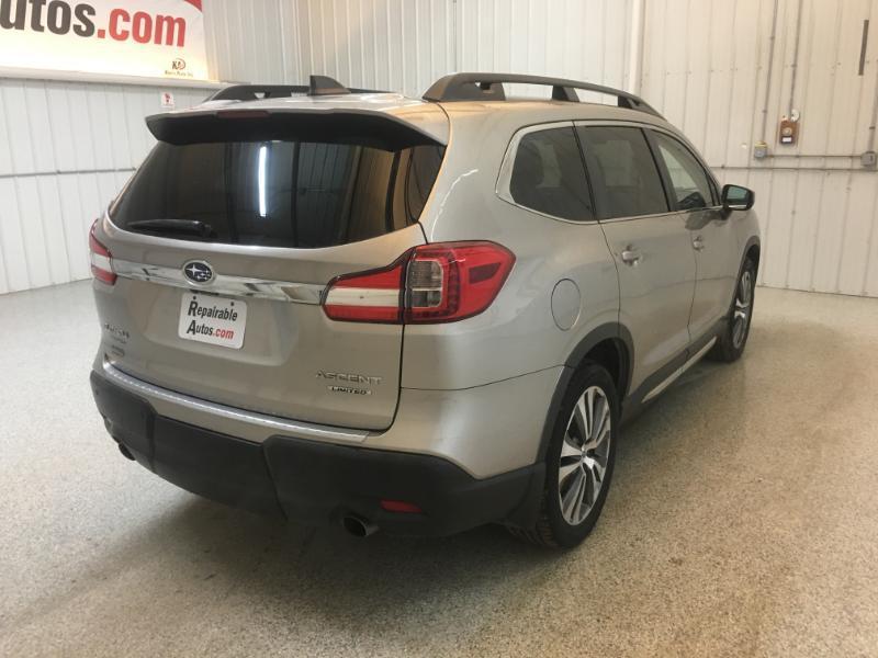 Subaru Ascent  2020