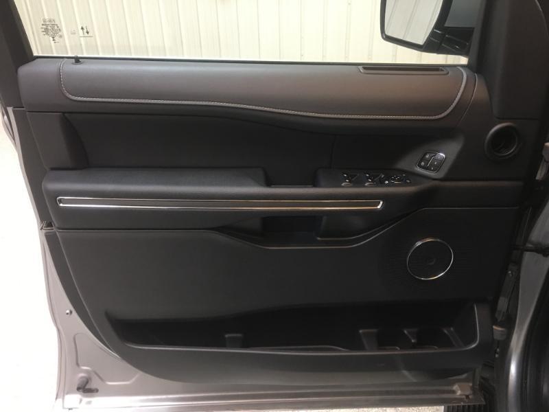 Ford Expedition  2023