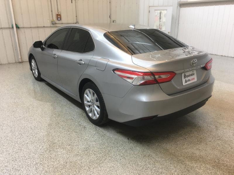 Toyota Camry  2019