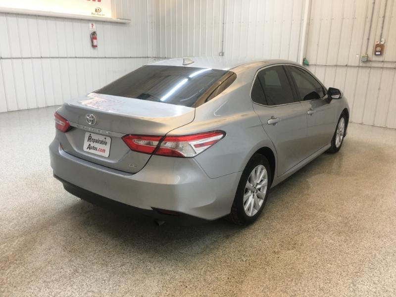 Toyota Camry  2019