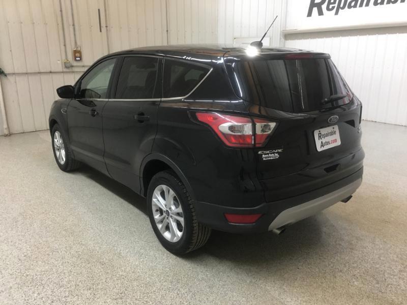 Ford Escape  2017