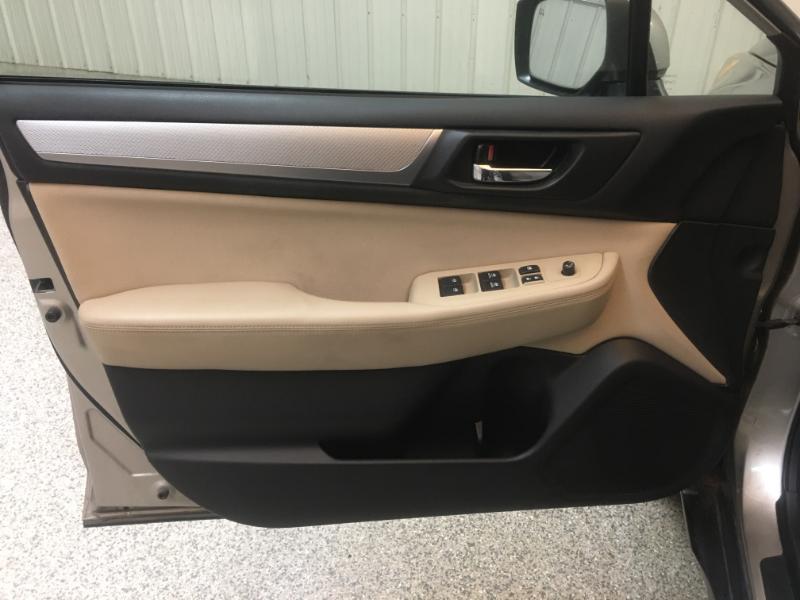 Subaru Outback  2016