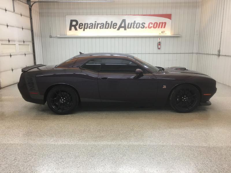 Dodge Challenger  2022