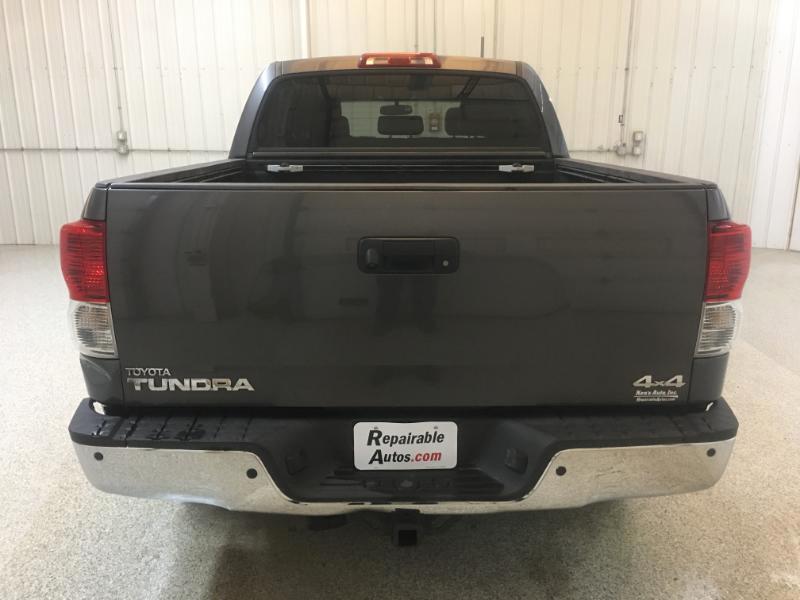 Toyota Tundra  2012