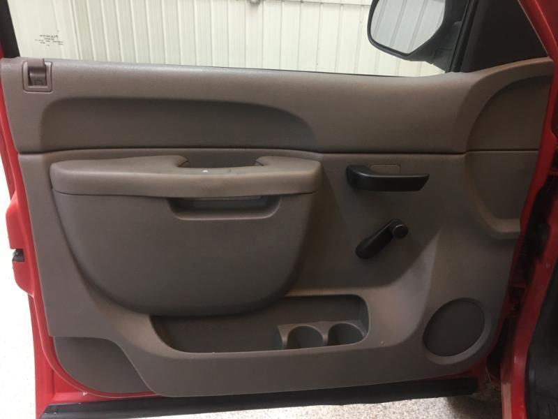 Chevrolet Silverado 2500HD  2011