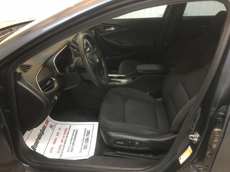 Chevrolet Malibu  2020