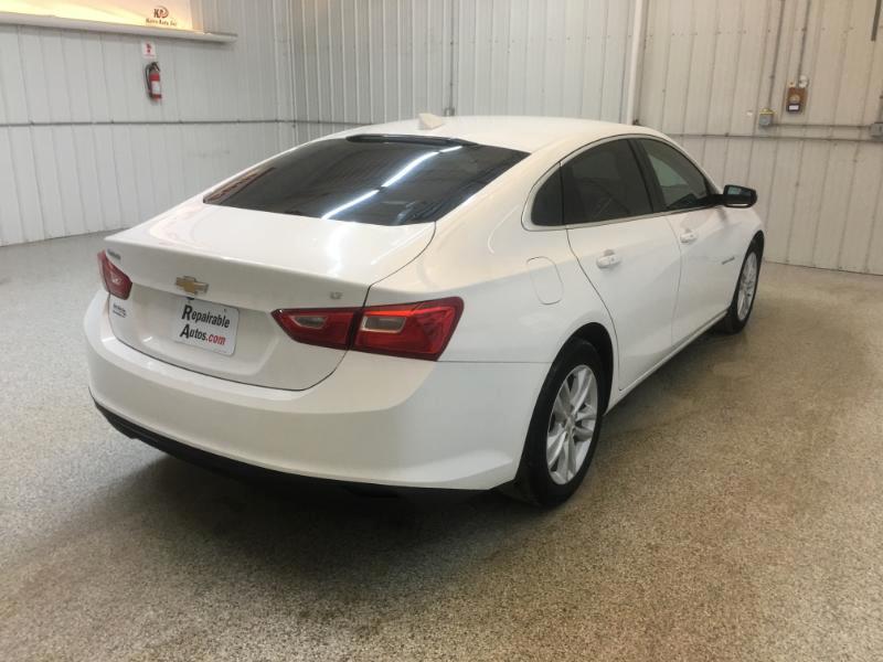 Chevrolet Malibu  2017