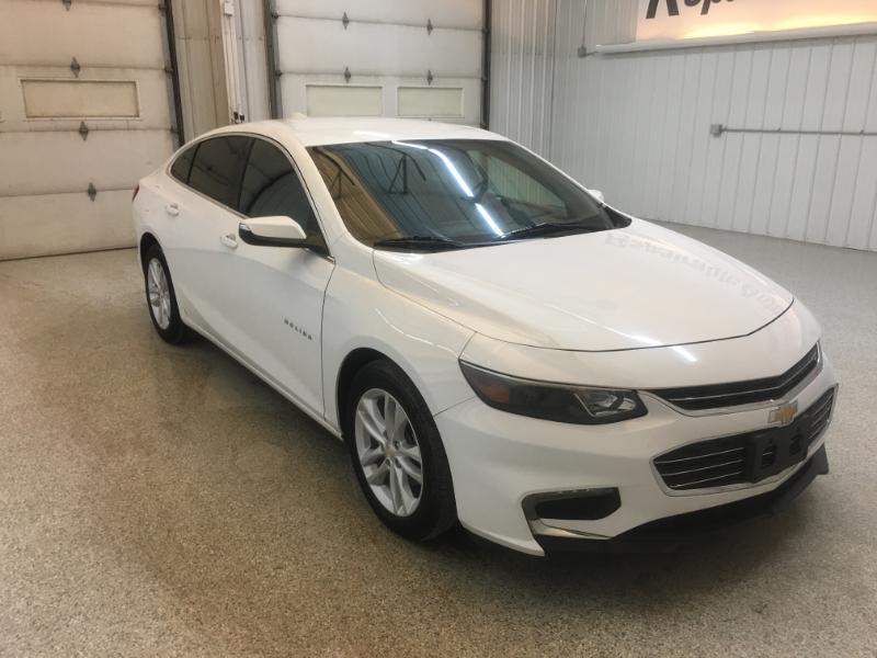 Chevrolet Malibu  2017