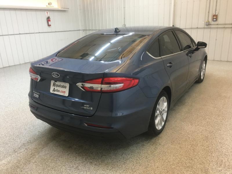Ford Fusion Hybrid  2019