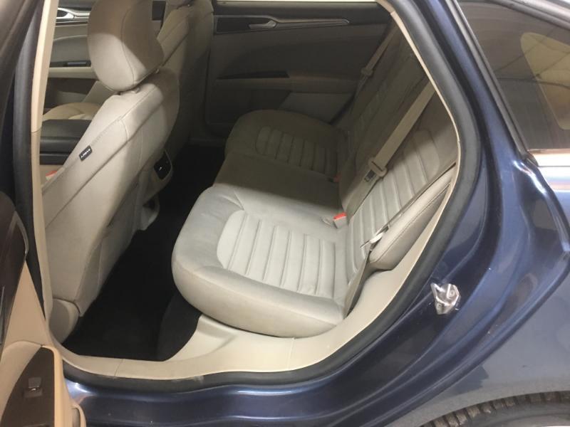 Ford Fusion Hybrid  2019