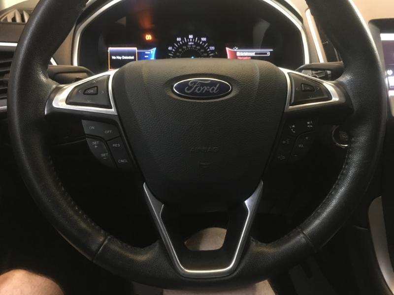 Ford Edge  2015