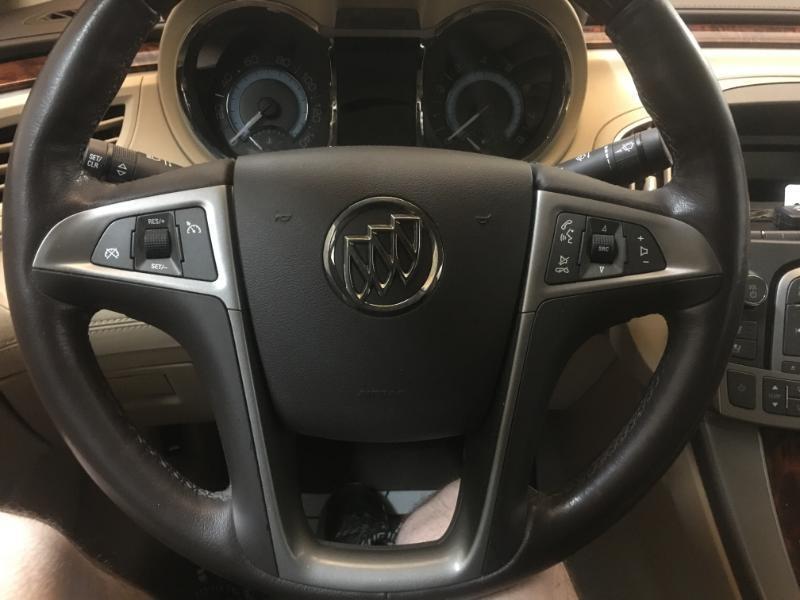 Buick LaCrosse  2012
