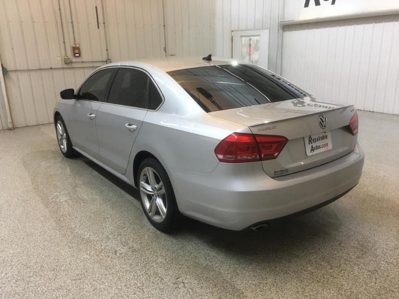 Volkswagen Passat  2015