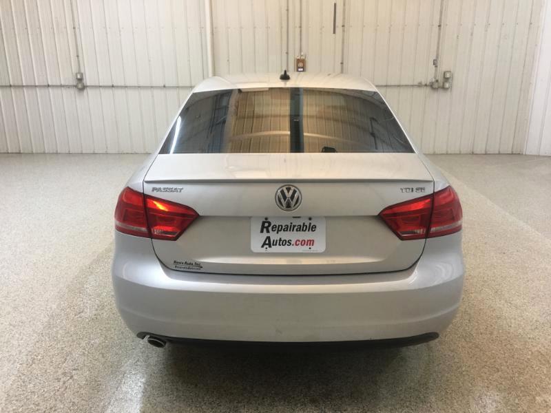Volkswagen Passat  2015