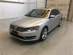 2015 Volkswagen Passat 
