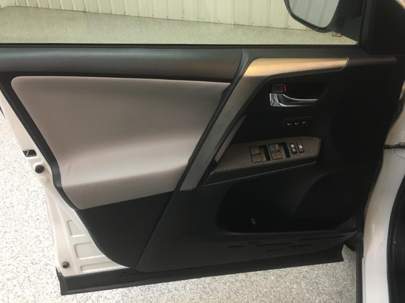 Toyota RAV4  2014