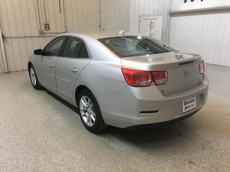 Chevrolet Malibu  2015