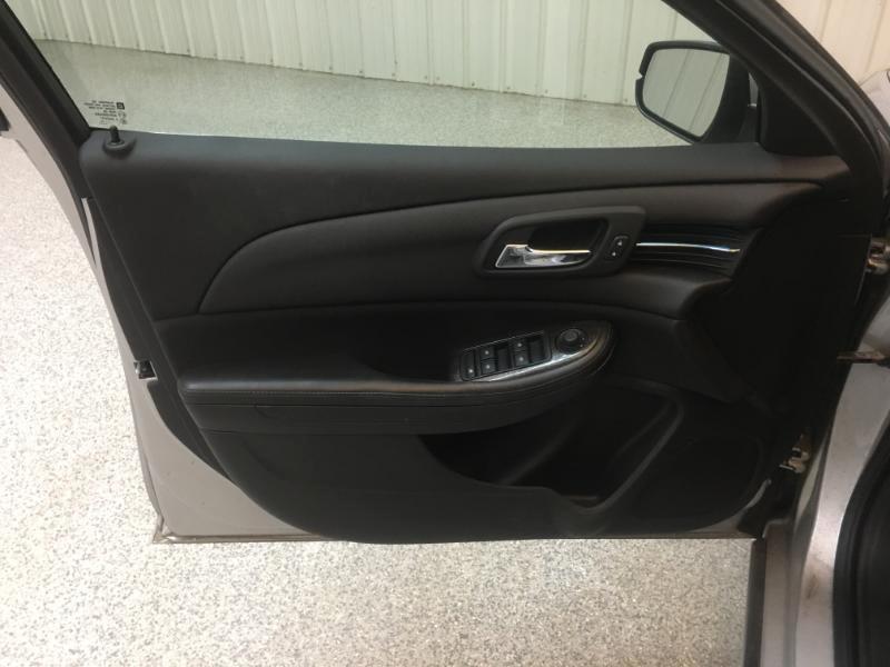 Chevrolet Malibu  2015