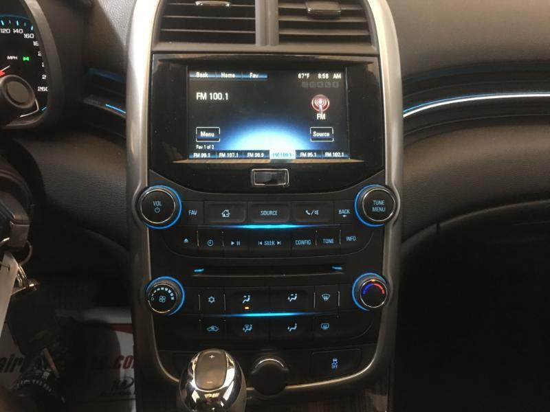 Chevrolet Malibu  2015