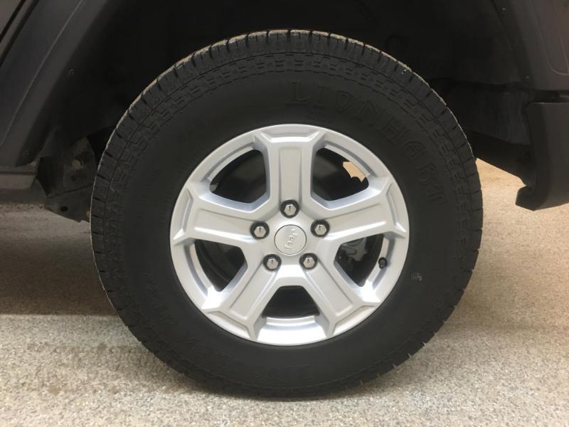 Jeep Wrangler  2018