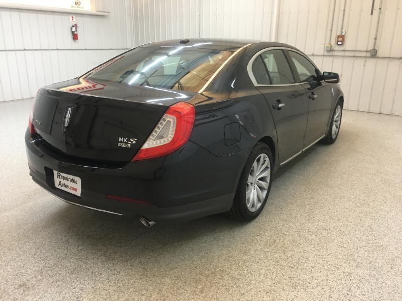 Lincoln MKS  2013