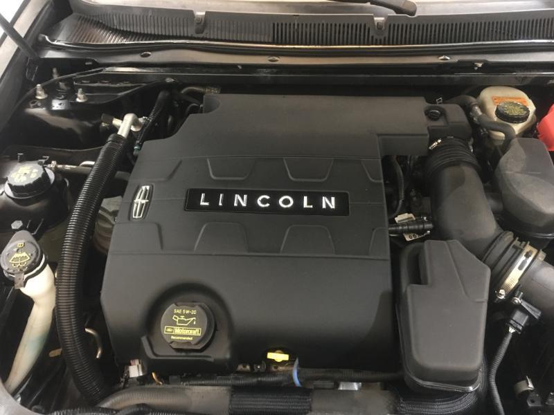 Lincoln MKS  2013