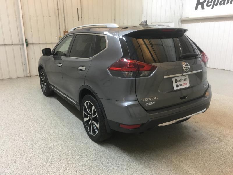 Nissan Rogue  2019