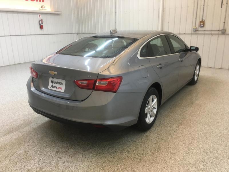 Chevrolet Malibu  2023