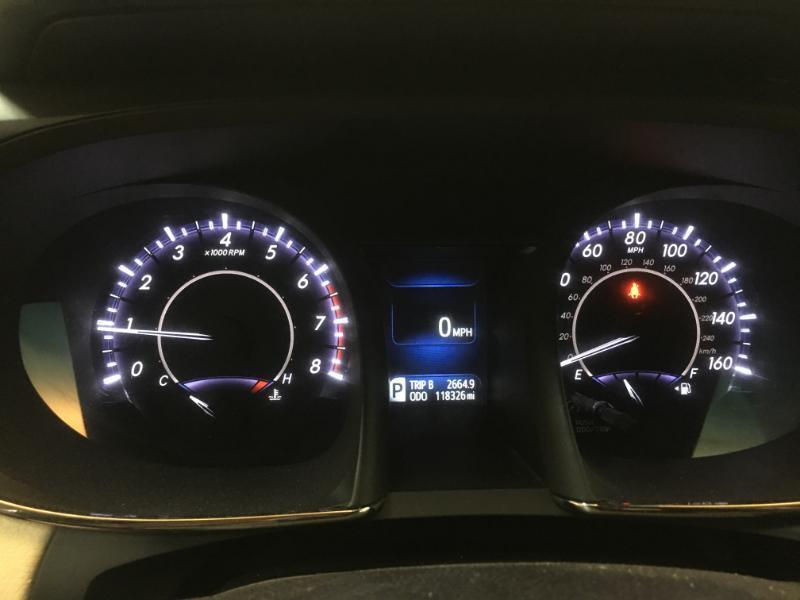 Toyota Avalon  2015