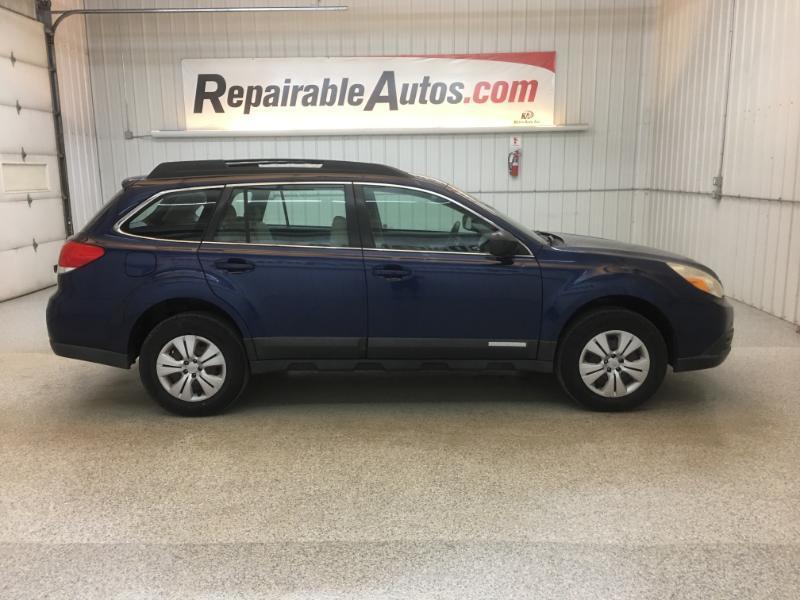 Subaru Outback  2010