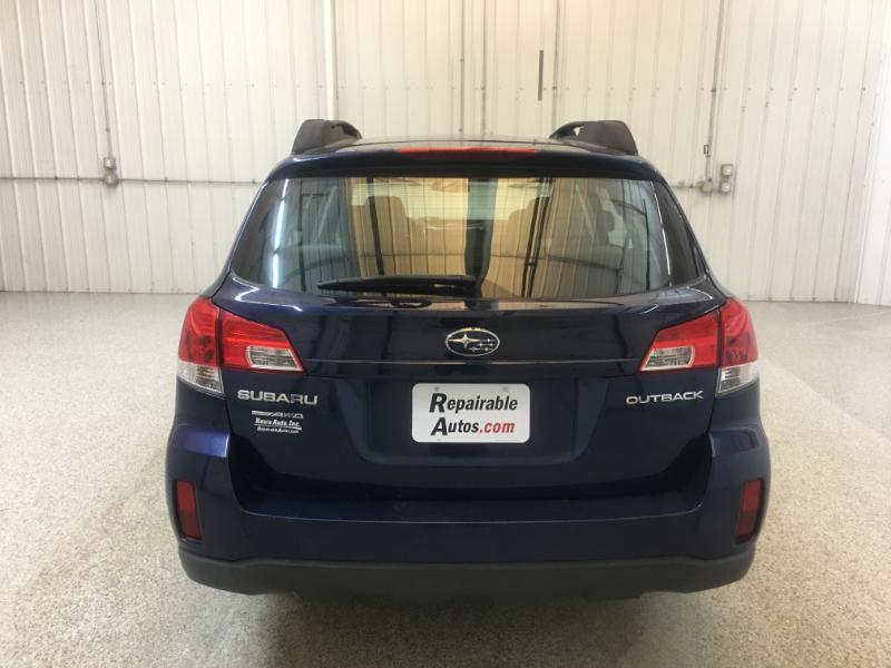 Subaru Outback  2010