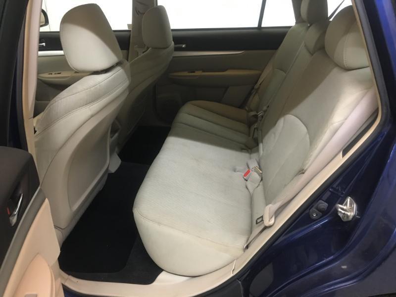 Subaru Outback  2010