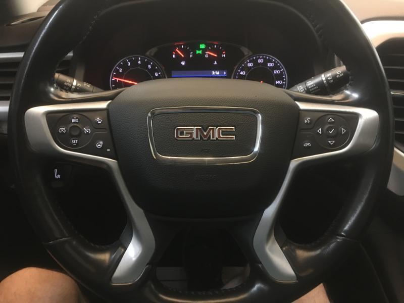GMC Acadia  2021