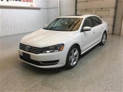 2014 Volkswagen Passat 