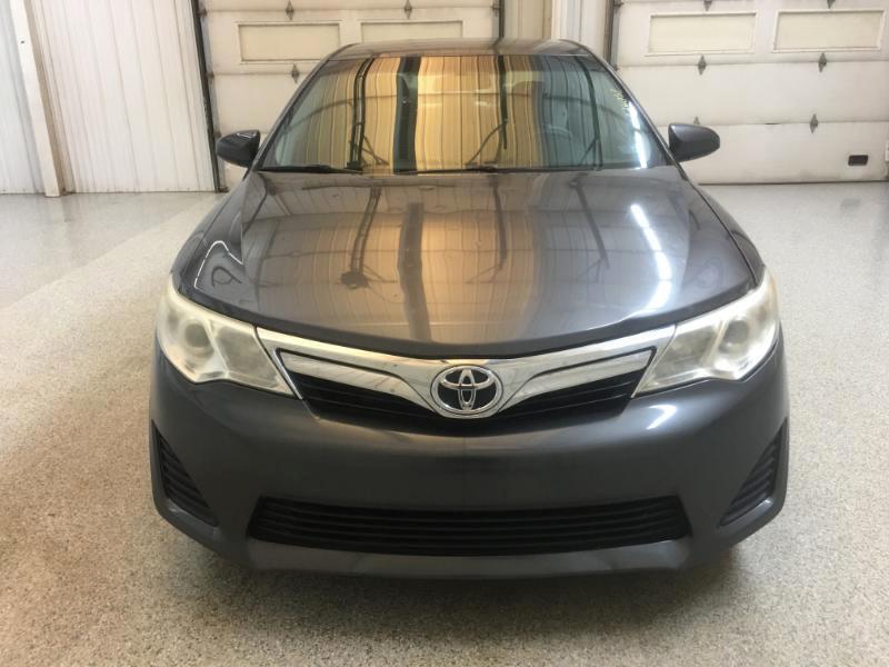 Toyota Camry  2014