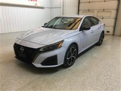 2023 Nissan Altima 