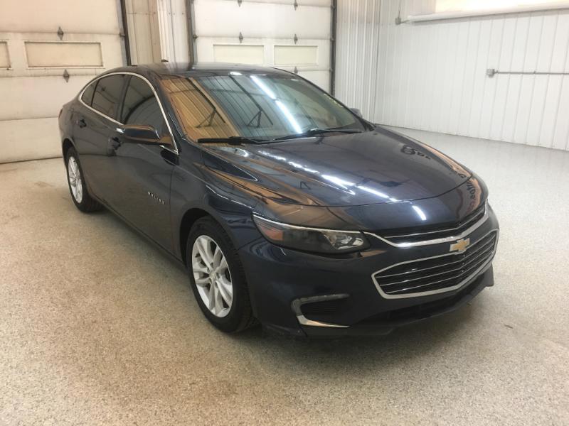 Chevrolet Malibu  2016