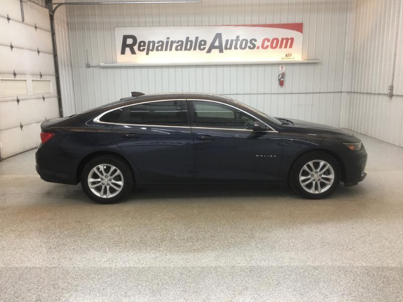 Chevrolet Malibu  2016