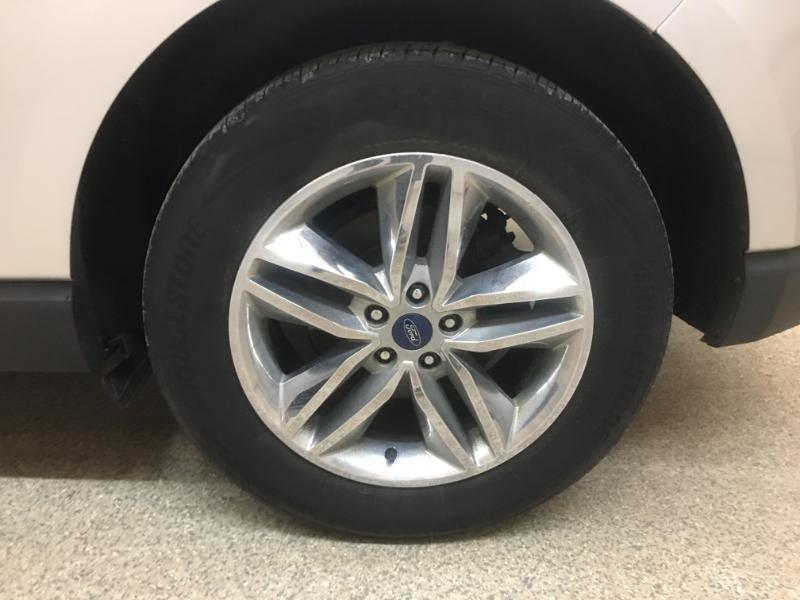 Ford Edge  2015