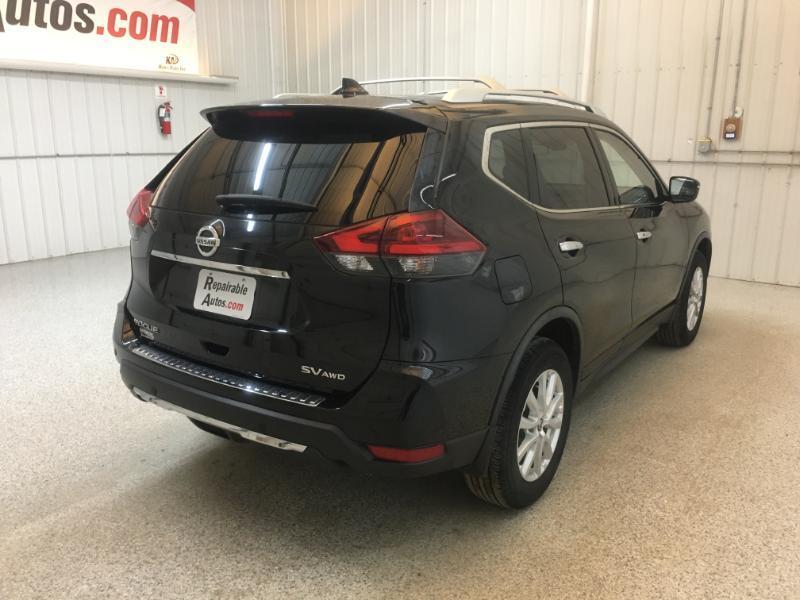Nissan Rogue  2020