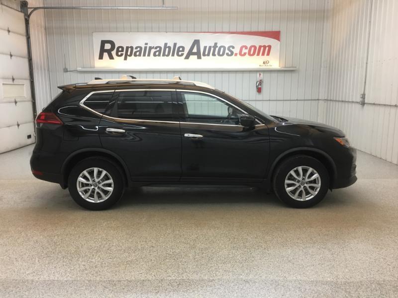 Nissan Rogue  2020