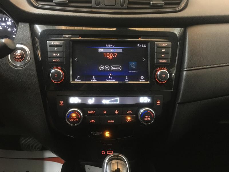 Nissan Rogue  2020