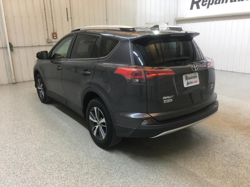 Toyota RAV4  2016