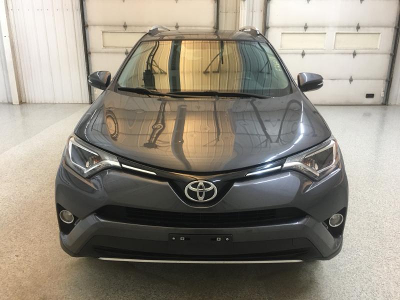 Toyota RAV4  2016