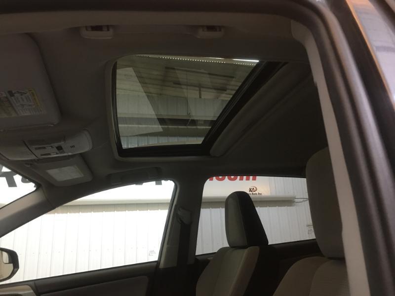 Toyota RAV4  2016