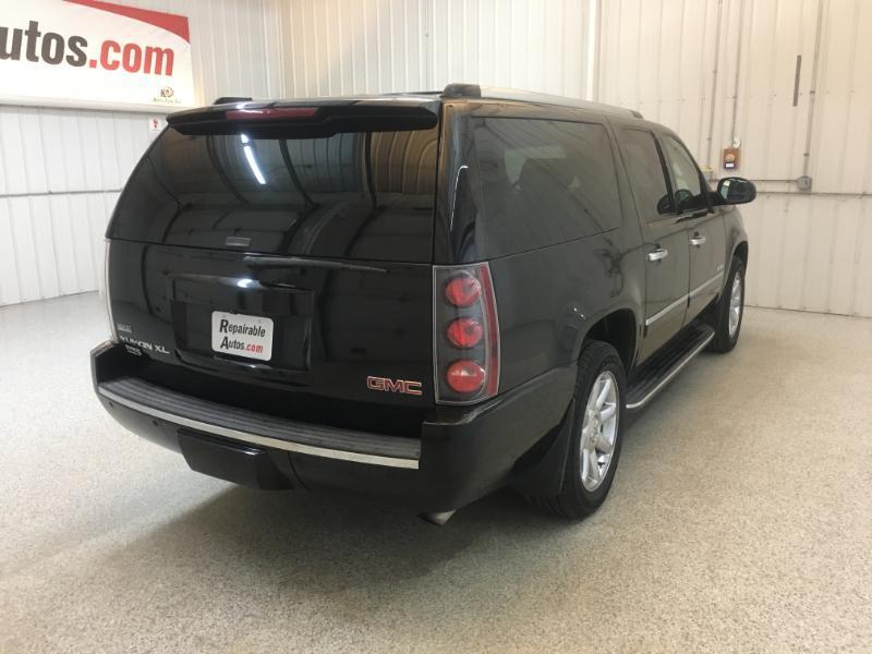 GMC Yukon Denali  2009