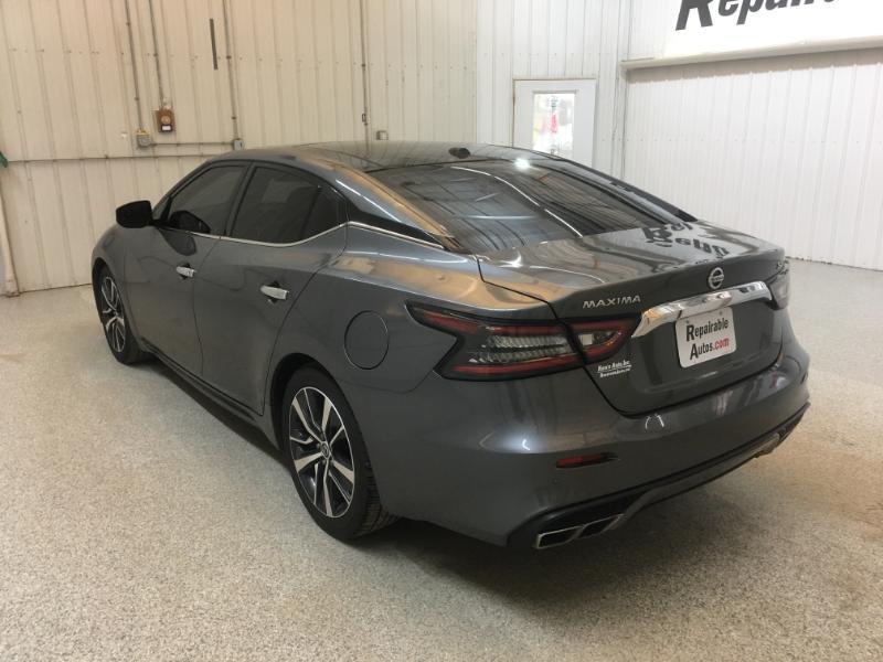 Nissan Maxima  2019