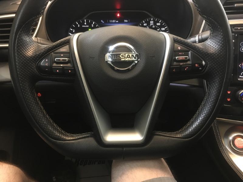 Nissan Maxima  2019