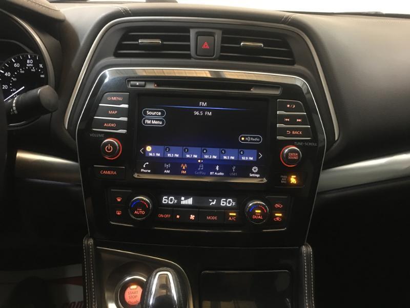 Nissan Maxima  2019