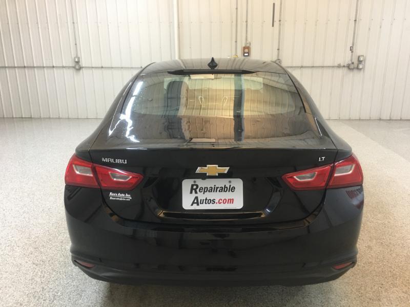 Chevrolet Malibu  2018